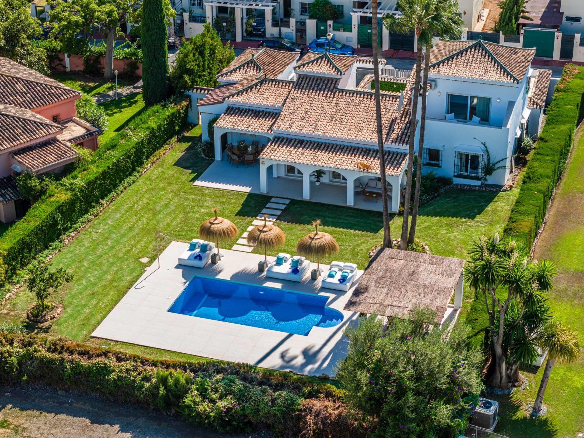 Villa Vacation I Sirio, Golf-front Villa, Private Heated Pool, Privacy, 10 Min From Puerto Banus Marbella